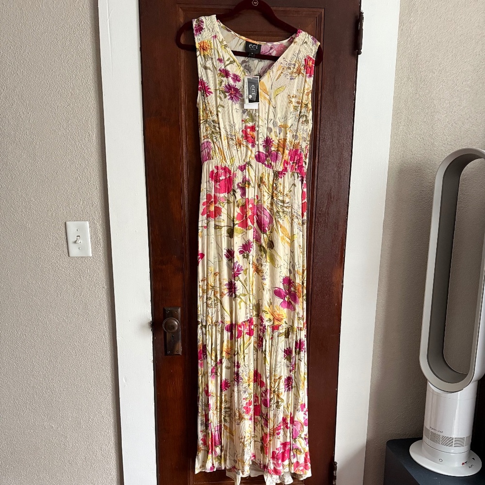 NWT eci New York Ivory Pink Floral Dress Size M